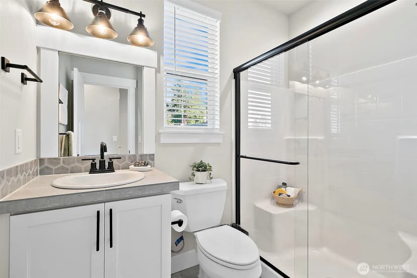 Property photo for 20912 99th Place S, Kent photo 5