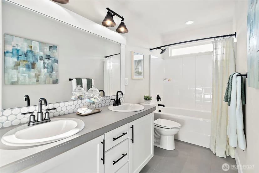 Property photo for 20912 99th Place S, Kent photo 28