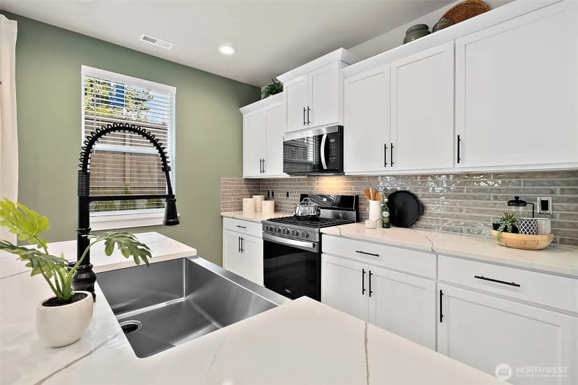 Property photo for 20912 99th Place S, Kent photo 18