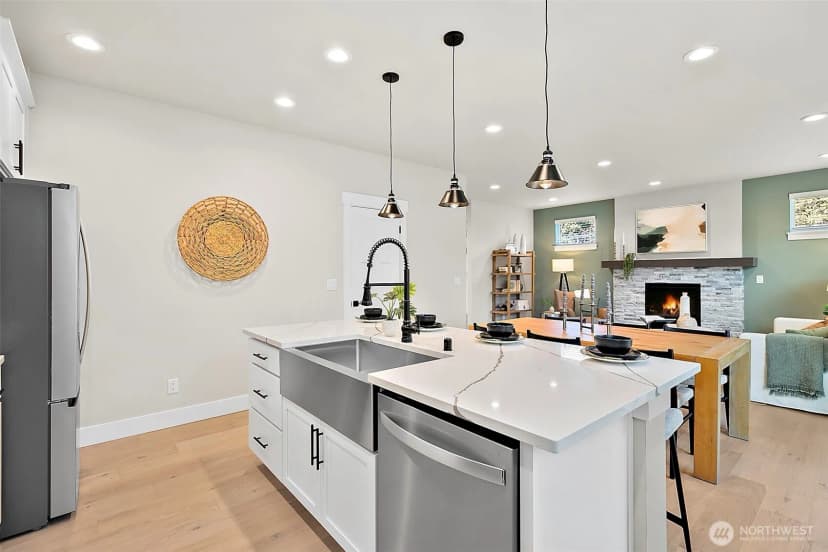 Property photo for 20912 99th Place S, Kent photo 22