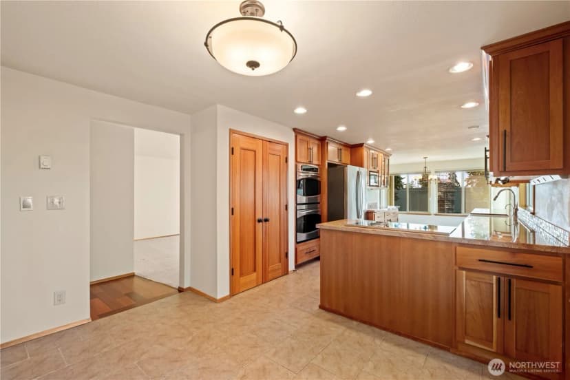 Property photo for 132 N 132nd Street #402, Seattle photo 25
