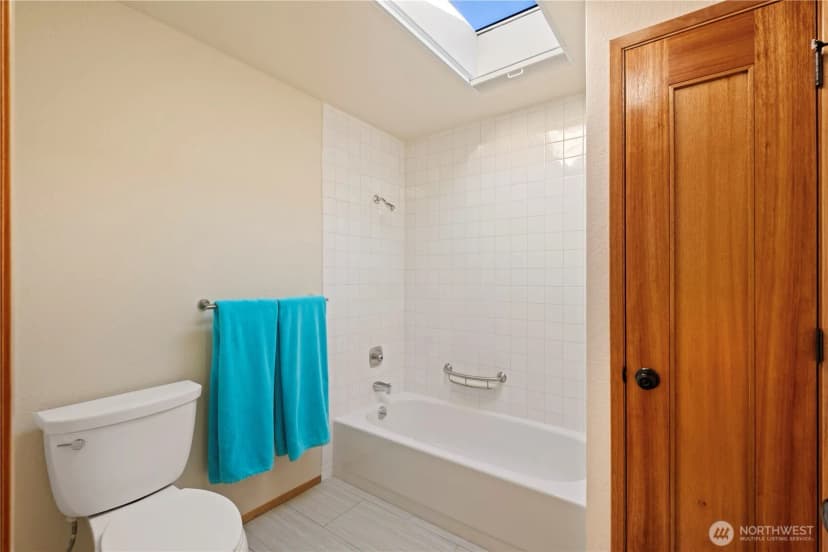 Property photo for 132 N 132nd Street #402, Seattle photo 8