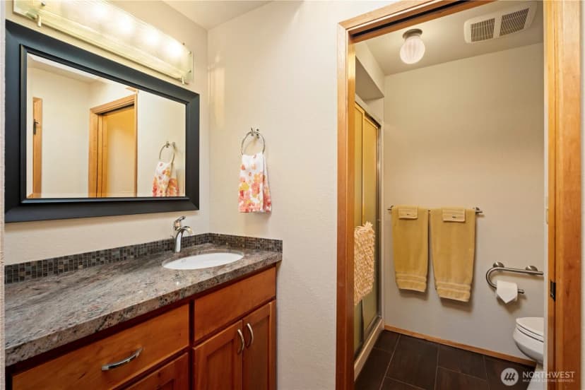 Property photo for 132 N 132nd Street #402, Seattle photo 32