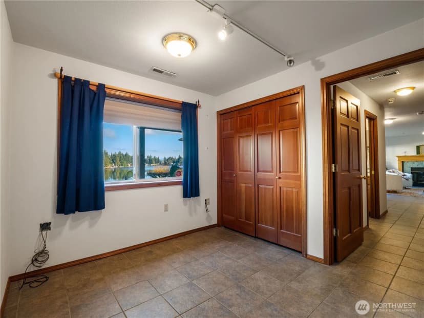 Property photo for 30714 19th Avenue S, Federal Way photo 25