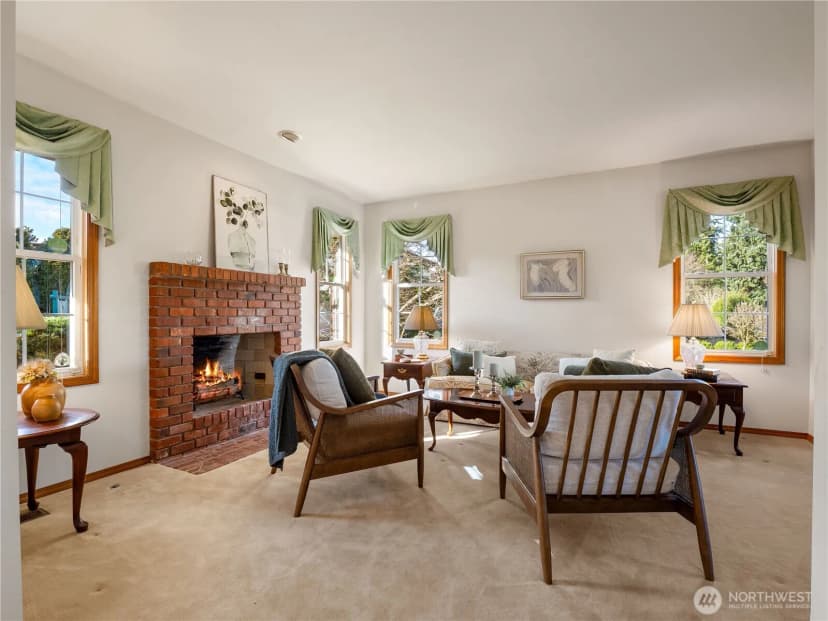 Property photo for 30714 19th Avenue S, Federal Way photo 6