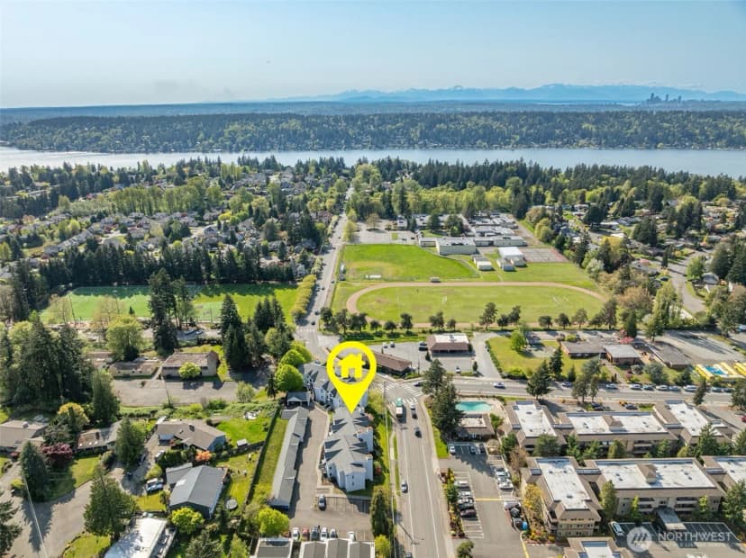Property photo for 12025 Se 60th Street #b, Bellevue photo 18