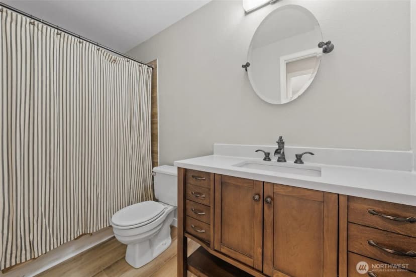 Property photo for 12025 Se 60th Street #b, Bellevue photo 17