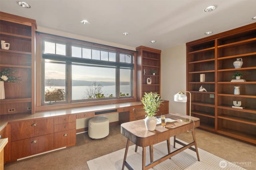 Property photo for 8281 W Mercer Way, Mercer Island photo 30
