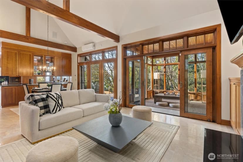 Property photo for 8281 W Mercer Way, Mercer Island photo 14