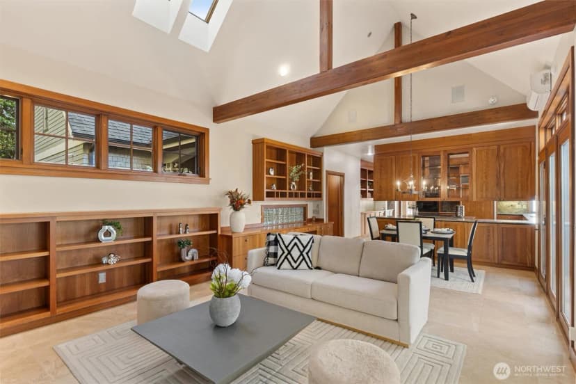 Property photo for 8281 W Mercer Way, Mercer Island photo 13