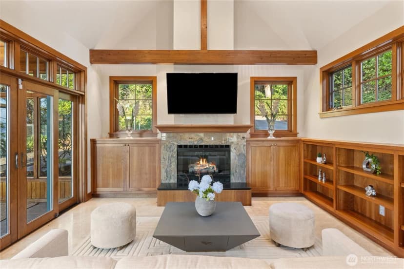 Property photo for 8281 W Mercer Way, Mercer Island photo 12