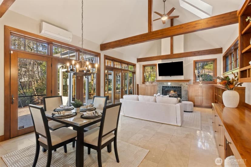Property photo for 8281 W Mercer Way, Mercer Island photo 11