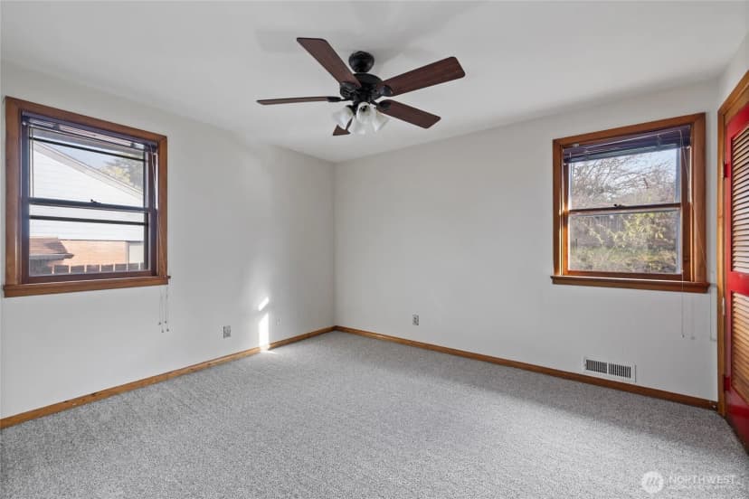 Property photo for 5829 S Bell Street, Tacoma photo 23