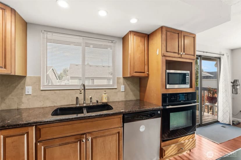 Property photo for 19234 121st Place Se, Kent photo 13