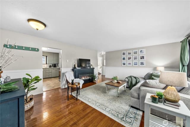 Property photo for 1014 5th Avenue Sw, Puyallup photo 4
