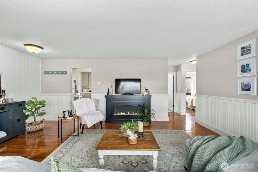 Property photo for 1014 5th Avenue Sw, Puyallup photo 6