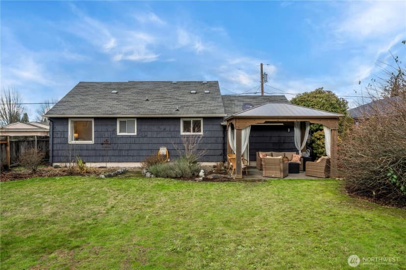Property photo for 1014 5th Avenue Sw, Puyallup photo 19