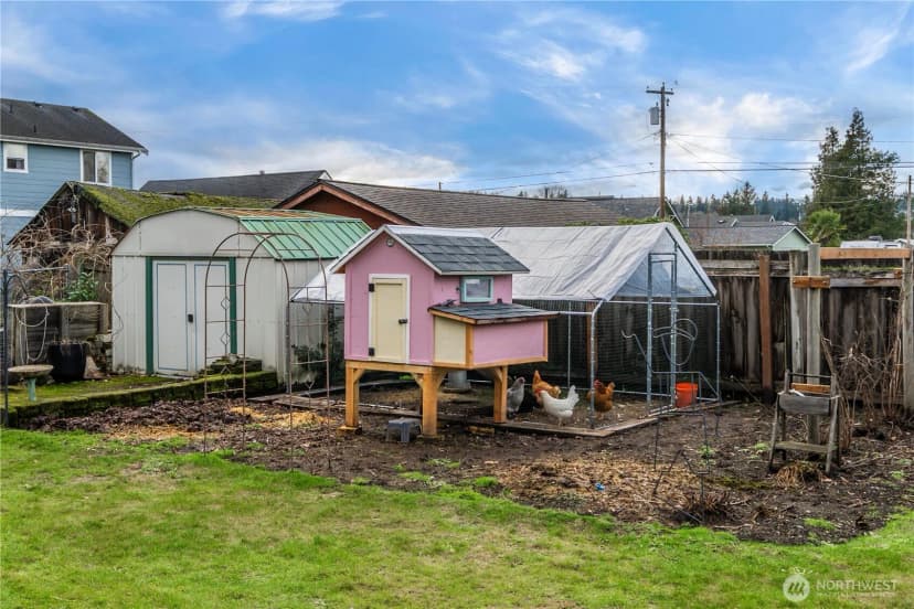Property photo for 1014 5th Avenue Sw, Puyallup photo 18