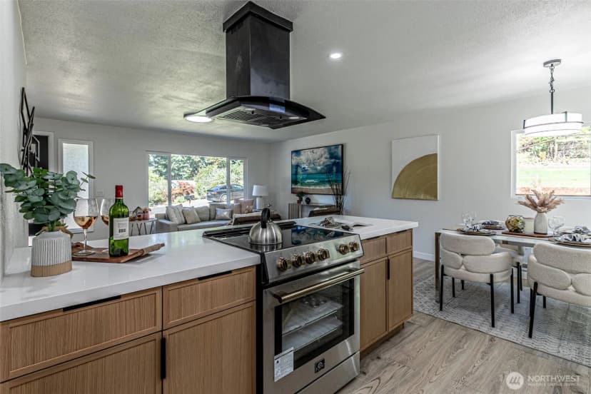 Property photo for 14224 180th Avenue Se, Renton photo 7