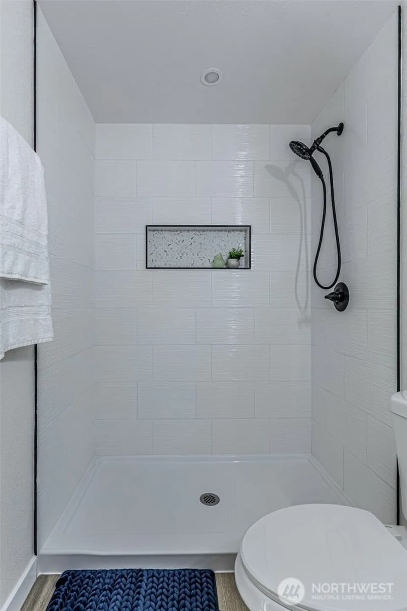 Property photo for 14224 180th Avenue Se, Renton photo 19
