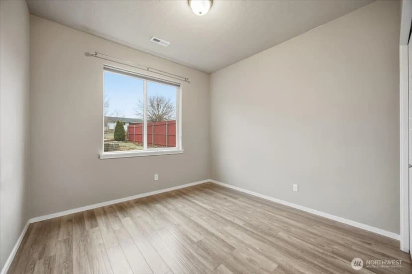 Property photo for 513 S Owens Ave, Pasco photo 23
