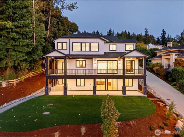 Property photo for 1642 205th Place Ne, Sammamish photo 3
