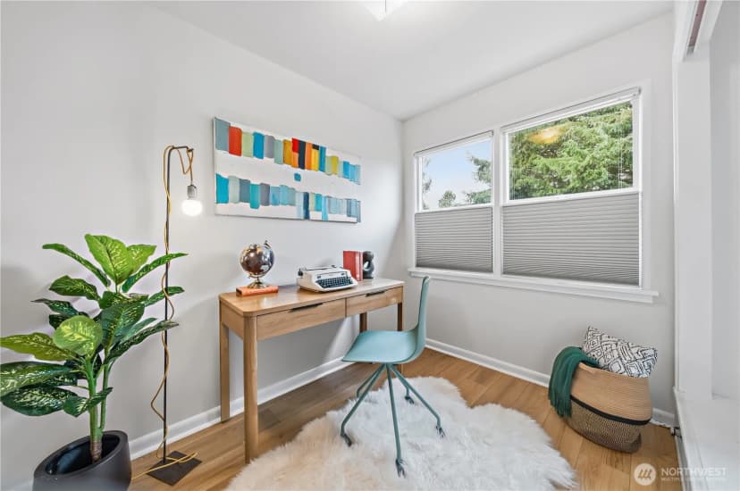 Property photo for 3043 38th Avenue Sw, Seattle photo 17