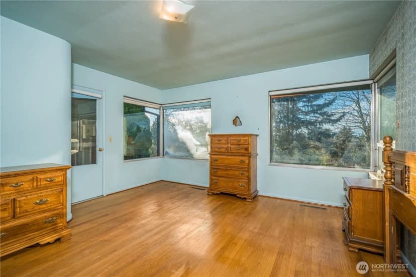 Property photo for 12009 Palatine Avenue N, Seattle photo 19
