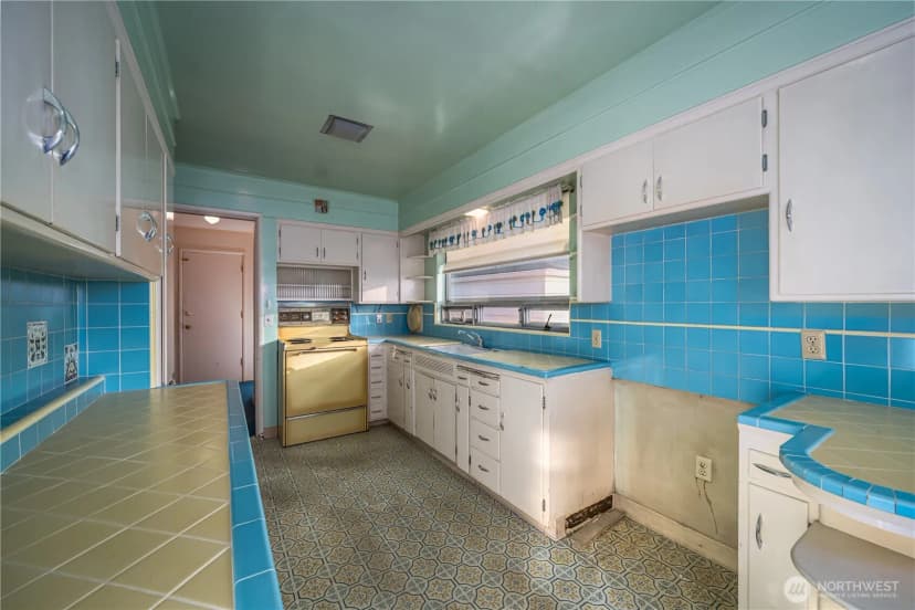Property photo for 12009 Palatine Avenue N, Seattle photo 13