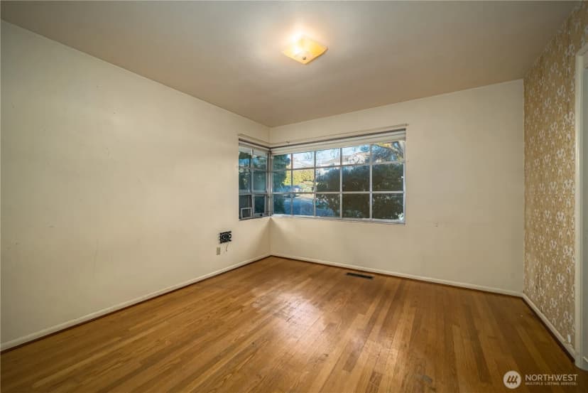Property photo for 12009 Palatine Avenue N, Seattle photo 22