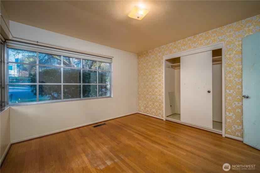 Property photo for 12009 Palatine Avenue N, Seattle photo 23