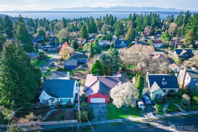 Property photo for 12009 Palatine Avenue N, Seattle