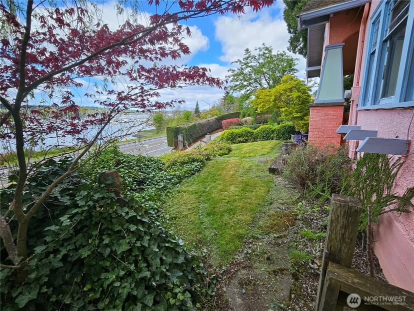 Property photo for 1130 East Bay Drive Ne, Olympia photo 10