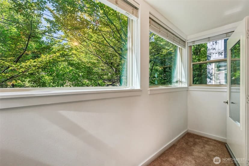 Property photo for 1425 Dexter Avenue N #611, Seattle photo 25