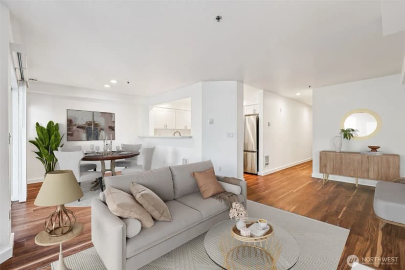 Property photo for 1425 Dexter Avenue N #611, Seattle photo 3