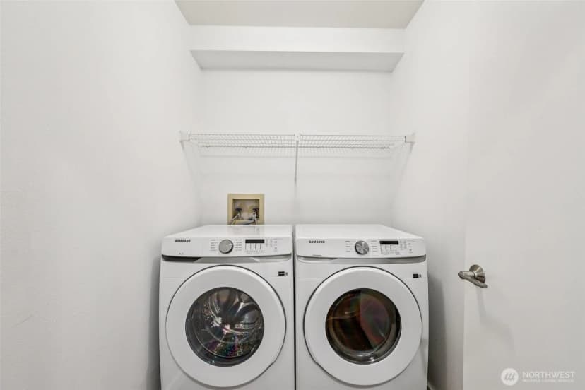Property photo for 1425 Dexter Avenue N #611, Seattle photo 23