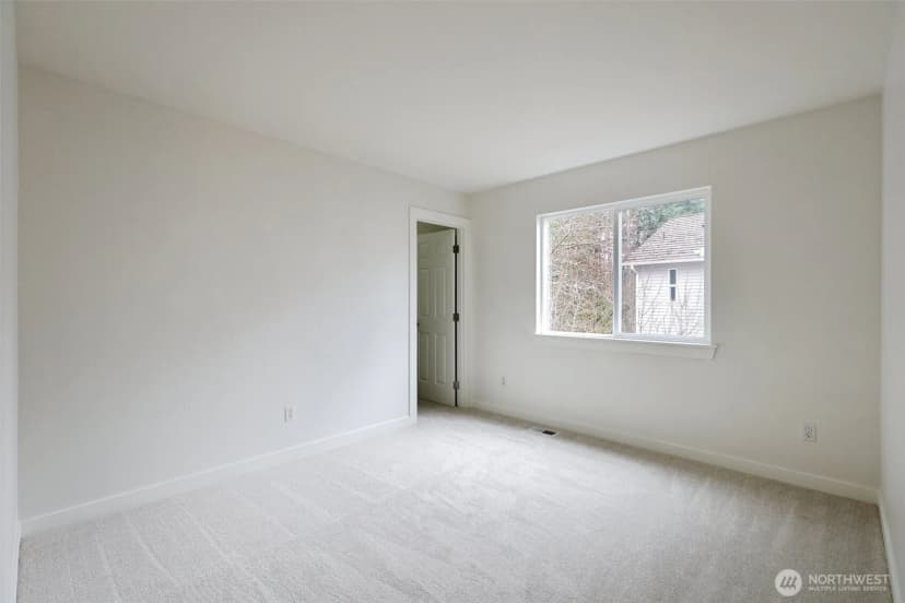 Property photo for 34524 Se Linden Loop, Snoqualmie photo 24