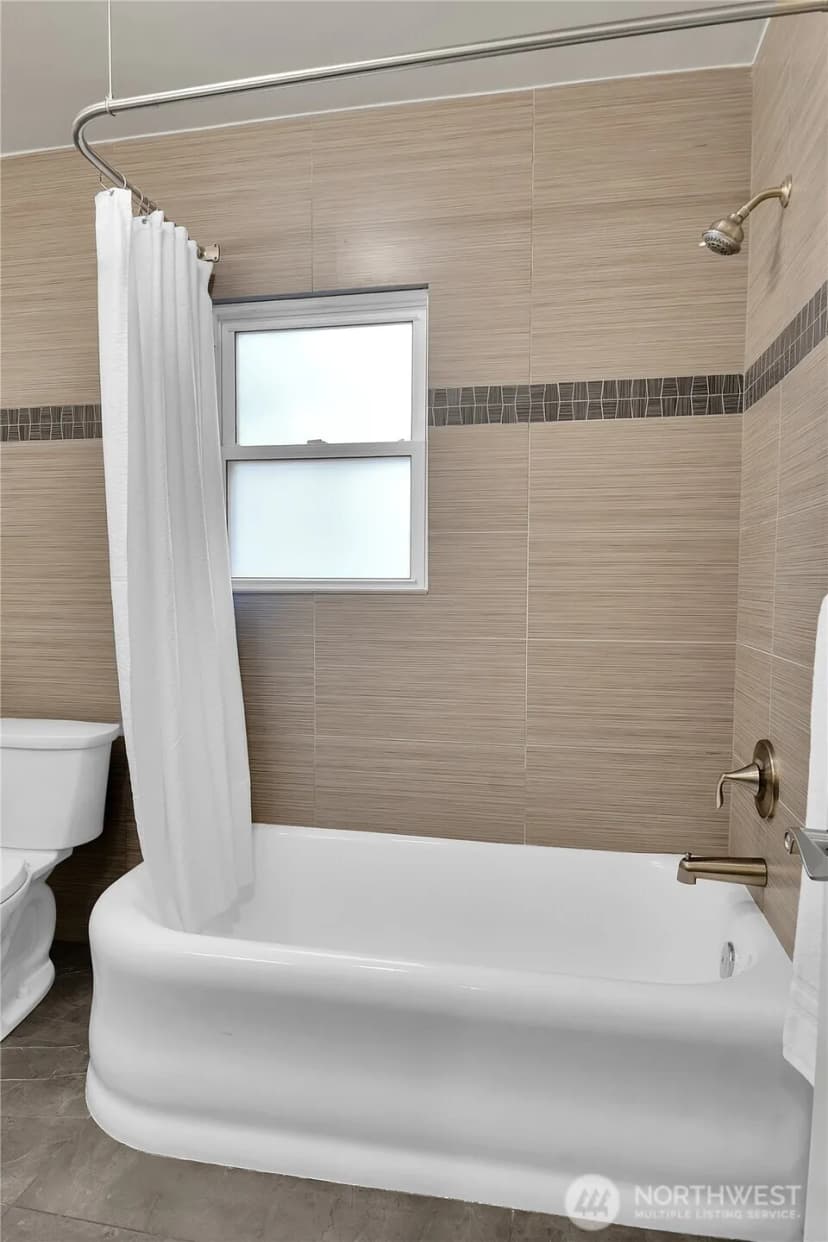 Property photo for 520 Wellington Avenue, Seattle photo 15