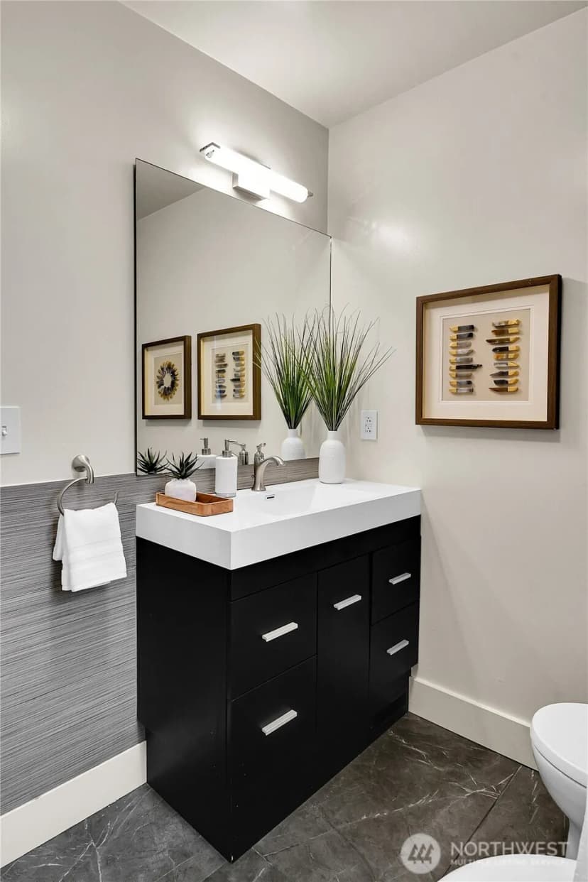 Property photo for 520 Wellington Avenue, Seattle photo 16