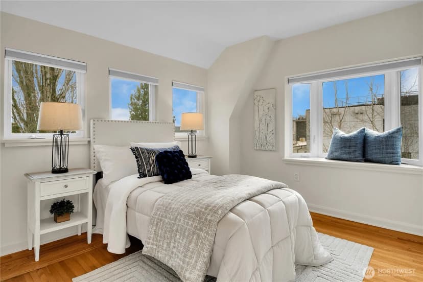 Property photo for 520 Wellington Avenue, Seattle photo 24