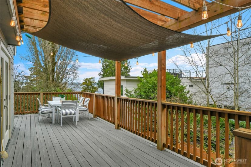 Property photo for 520 Wellington Avenue, Seattle photo 12