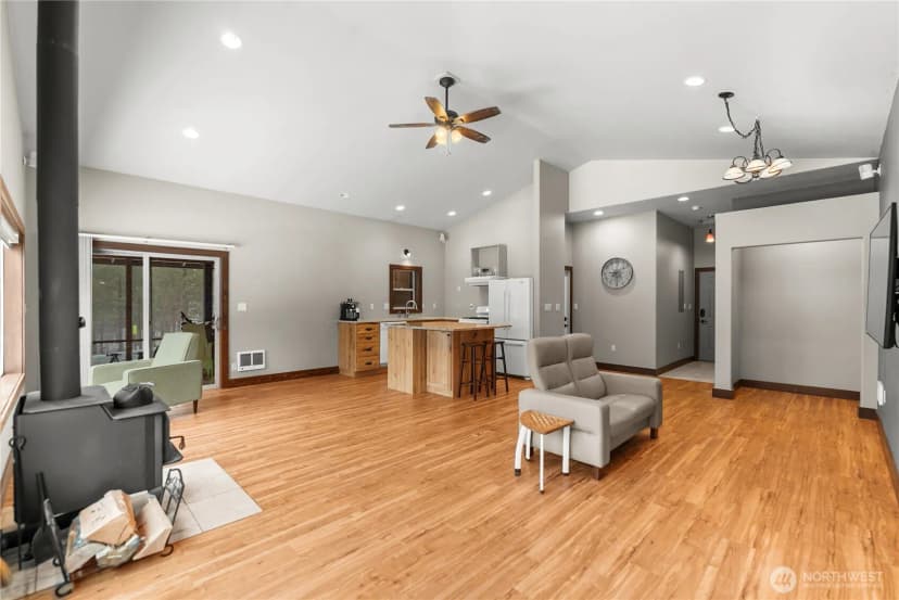 Property photo for 21 Twin Lakes Drive, Winthrop photo 16