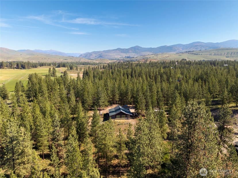 Property photo for 21 Twin Lakes Drive, Winthrop photo 6
