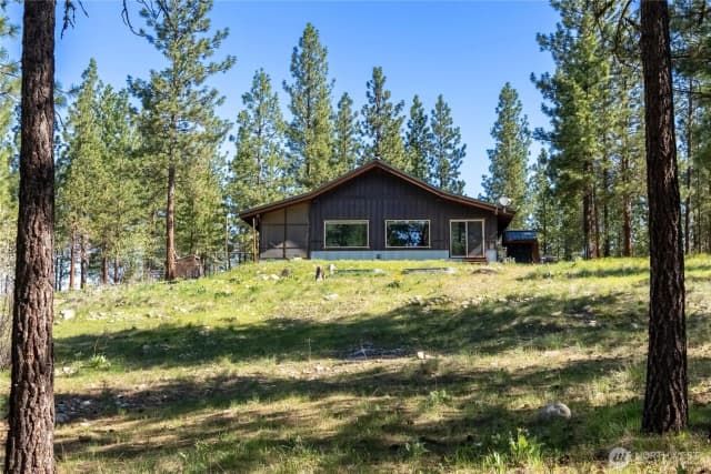 Property photo for 21 Twin Lakes Drive, Winthrop photo 5