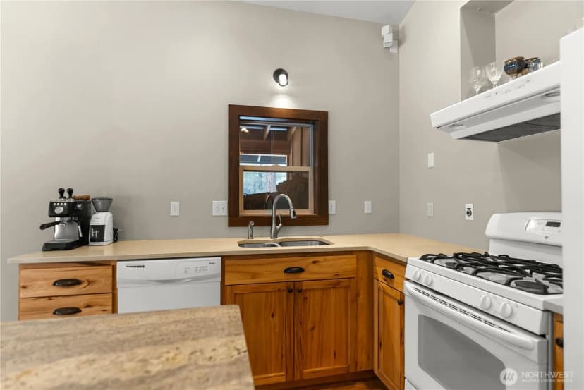 Property photo for 21 Twin Lakes Drive, Winthrop photo 13