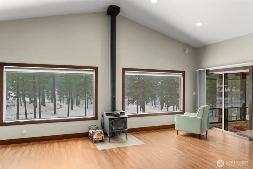 Property photo for 21 Twin Lakes Drive, Winthrop photo 9