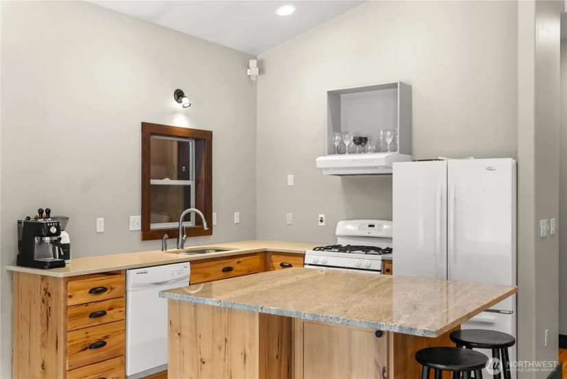 Property photo for 21 Twin Lakes Drive, Winthrop photo 12