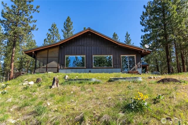 Property photo for 21 Twin Lakes Drive, Winthrop photo 2
