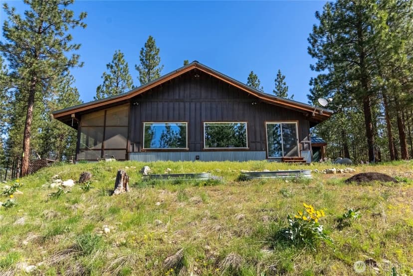 Property photo for 21 Twin Lakes Drive, Winthrop photo 2