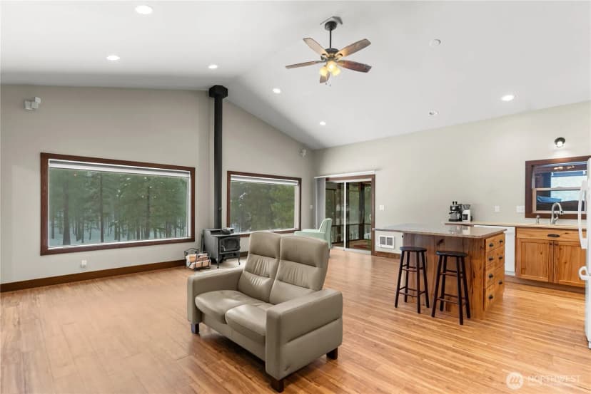 Property photo for 21 Twin Lakes Drive, Winthrop photo 7